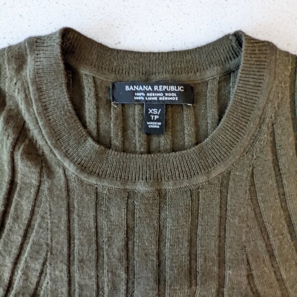 BR Merino Wool Fine Knit Sweater - Picture 3 of 3